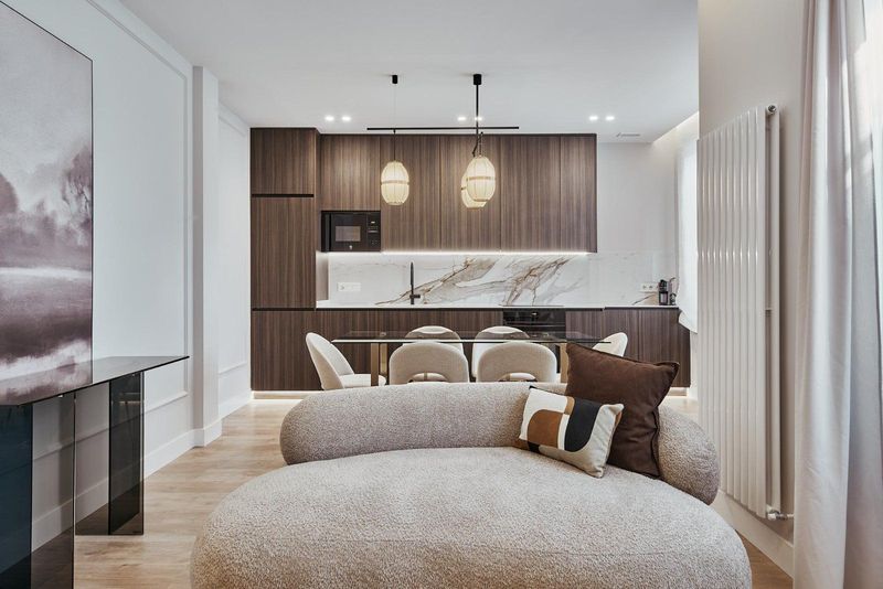 Alcántara, Salamanca, Madrid — Horlux & Emuna