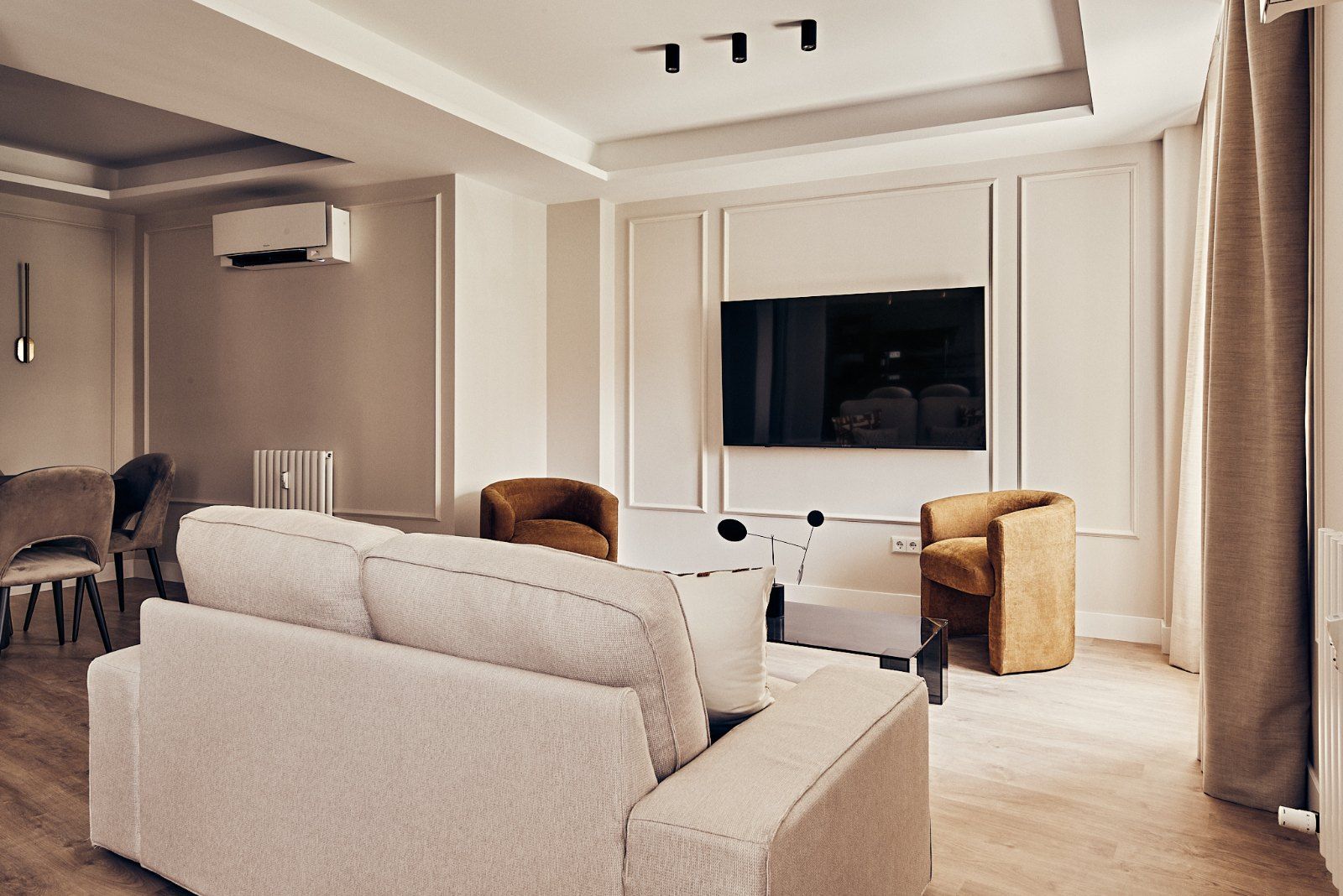 Antonia Mercé, Barrio de Ibiza · Retiro, Madrid — Horlux & Emuna — 2