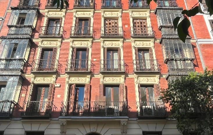 Columela, Recoletos, Madrid — Horlux & Emuna