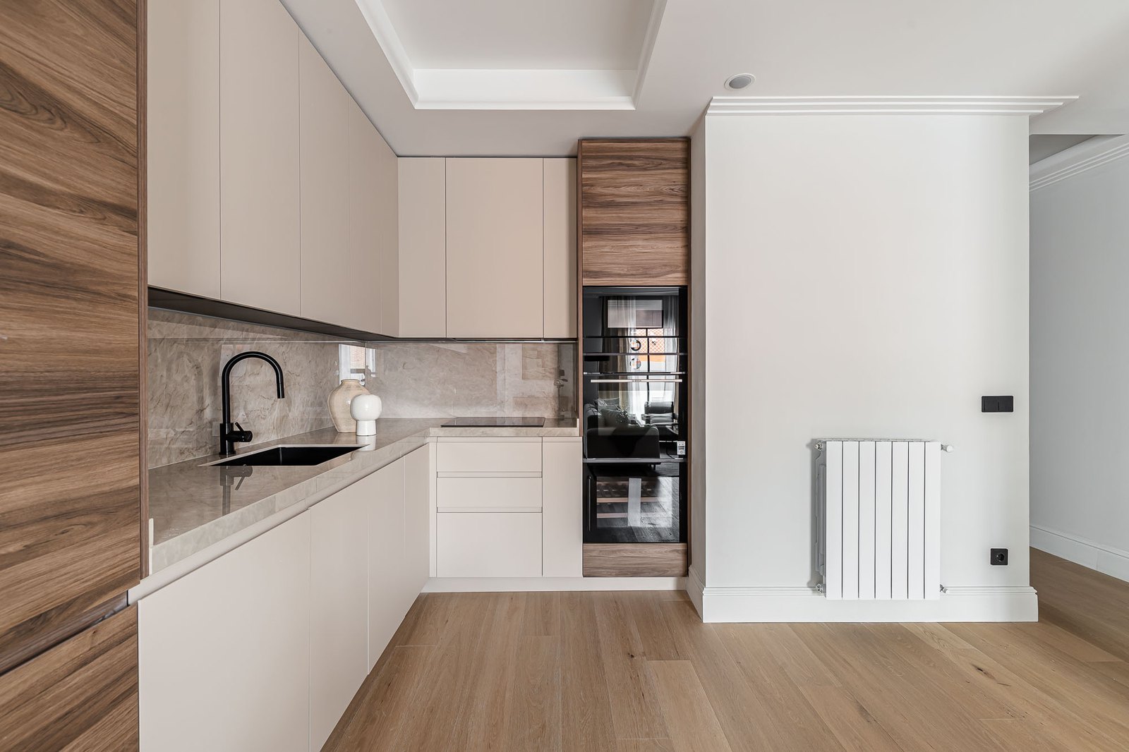 García de Paredes, Almagro, Chamberí, Madrid — Horlux & Emuna — 2