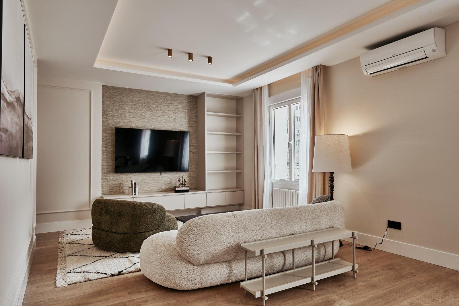 Ibiza, Retiro · Lista, Madrid — Horlux & Emuna — 2