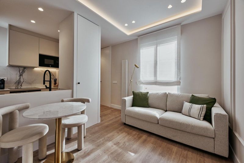Jorge Juan, Salamanca, Madrid — Horlux & Emuna