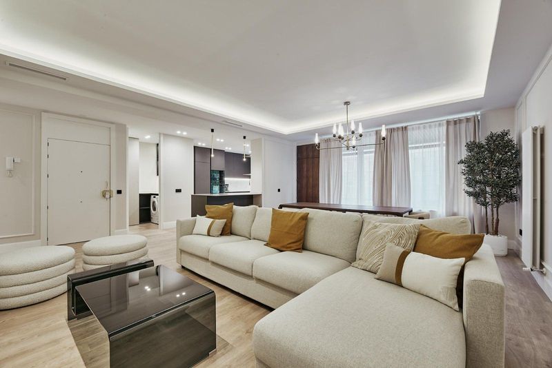 María de Molina, Barrio de Lista, Madrid — Horlux & Emuna