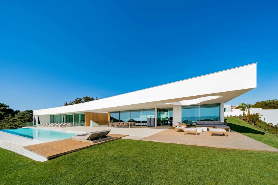 A Coastal Crown, villa de lujo en alquiler en Algarve