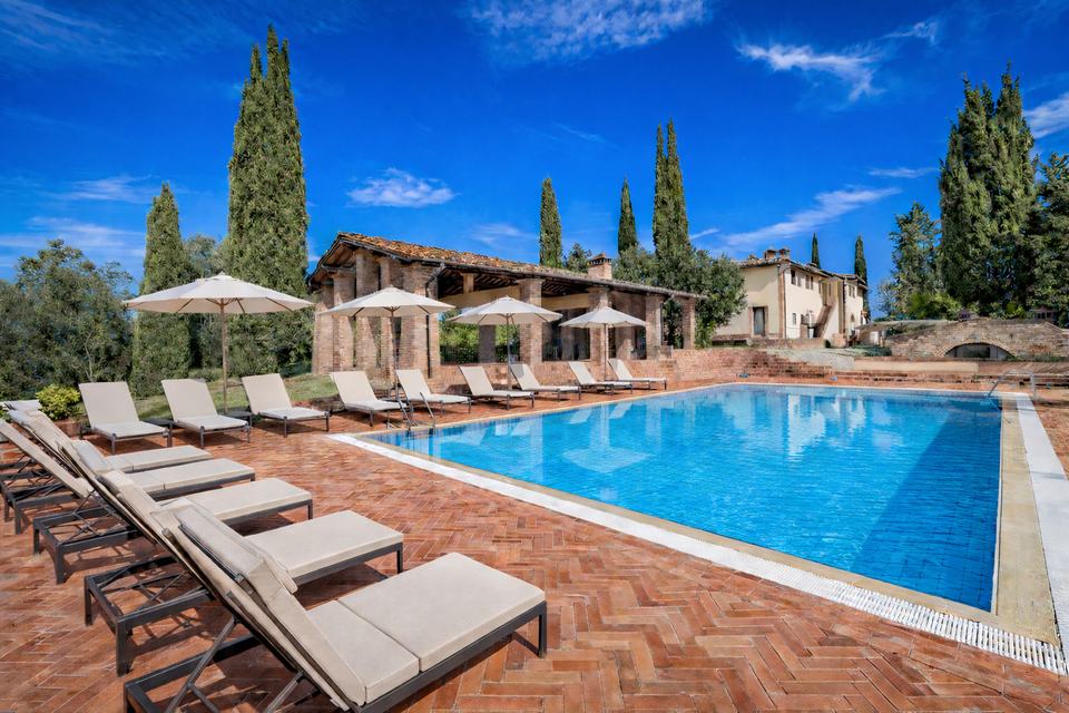 Tuscan Stone Corner, luxury villa for rent in Tuscany