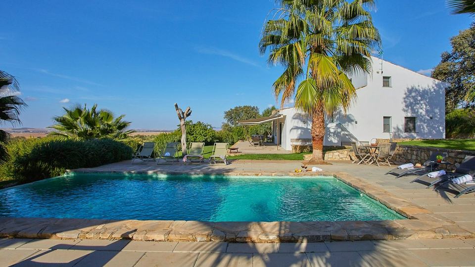 Andalusian Ambience, luxury house for rent in Cádiz