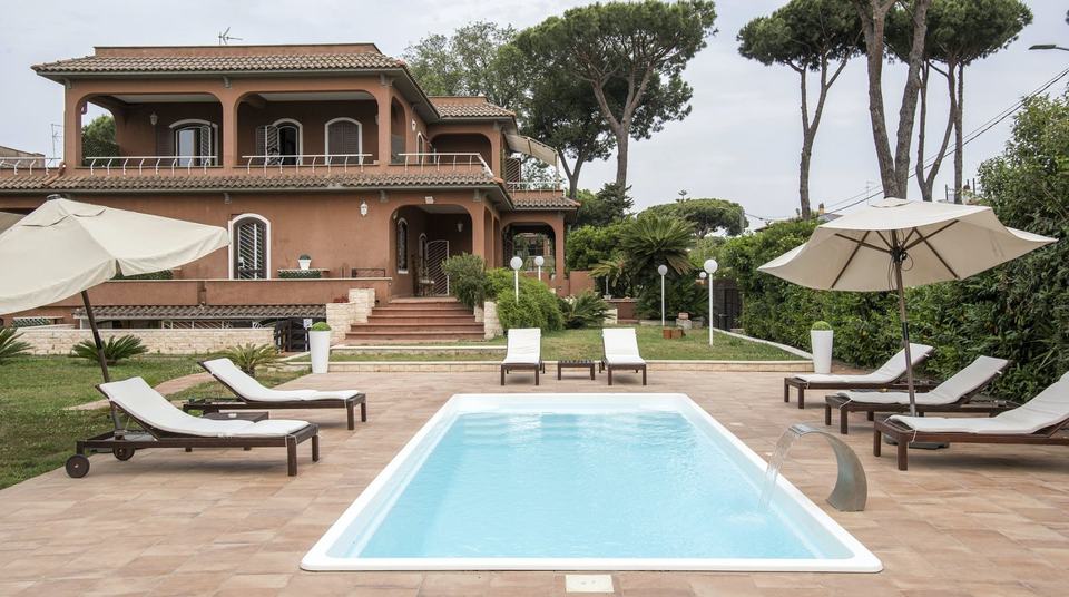 The Terracotta Villa · Rome